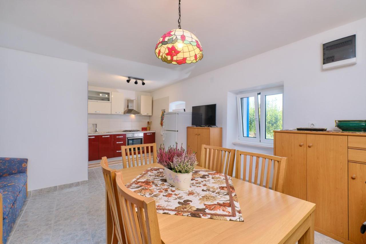 Domus Olivae Ferienhaus Nerezine